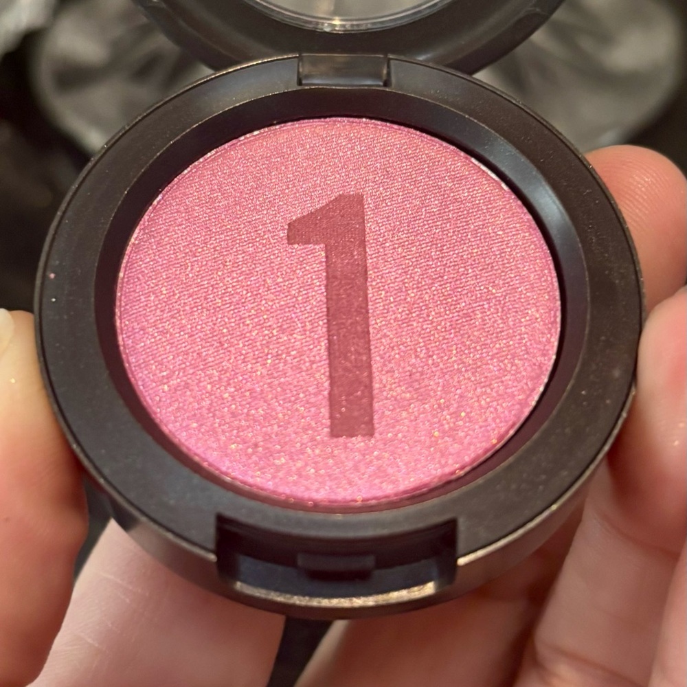 MAC “Fast Color Rose”Eyeshadow circa late 90’s
